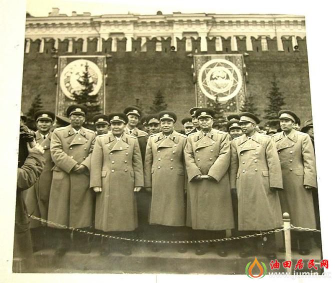 大阅兵_imgload.jpg