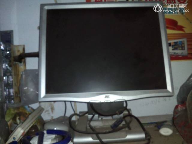 181132darkneuxnzedgj6r.jpg