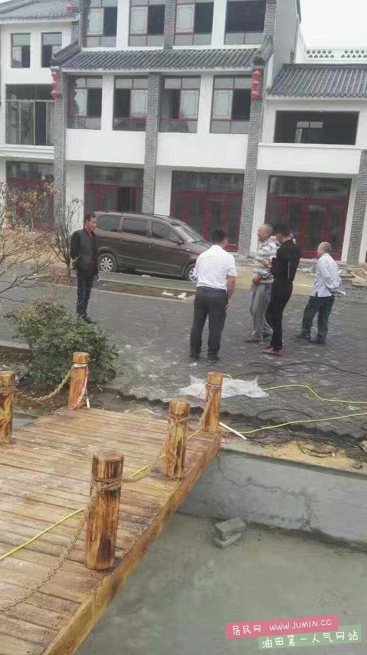 mmexport1474989903940.jpg