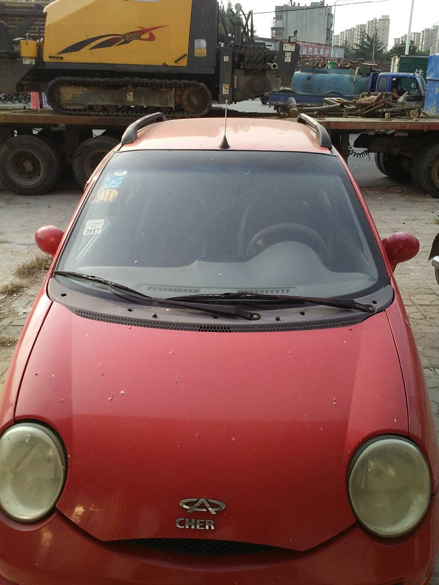 红色QQ汽车