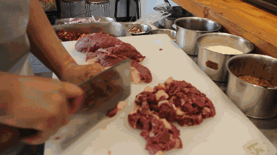 81eec478f278b6d62d9341c14283f21a.gif