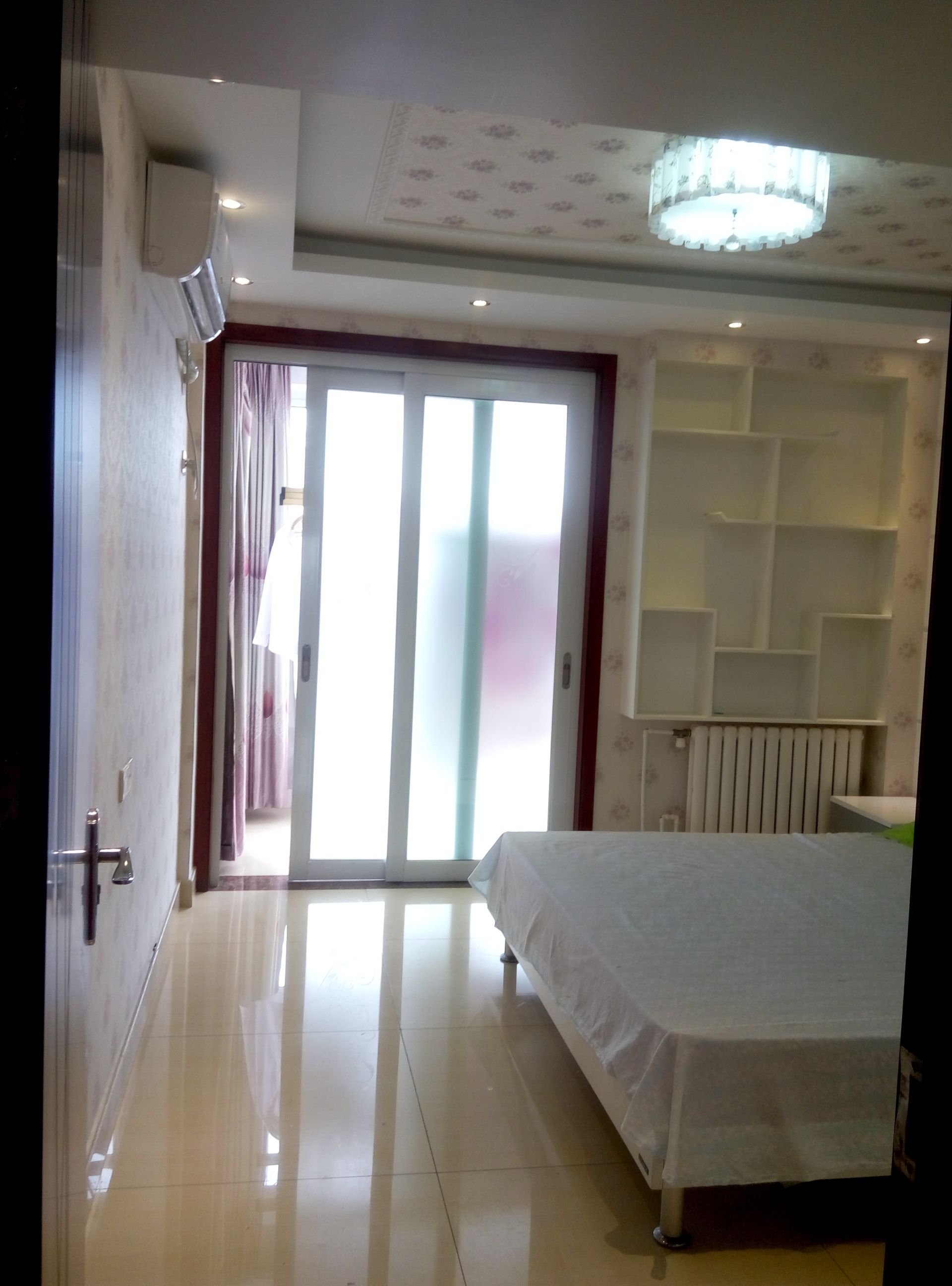 P70818-111602.jpg