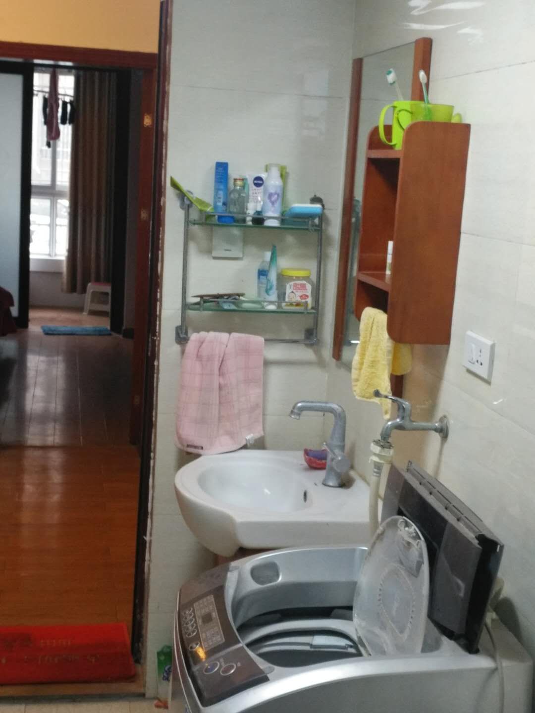 卫生间.jpg