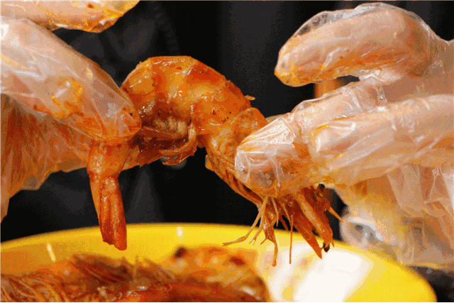 04712b5164df693a40e071fd5c41c900.gif
