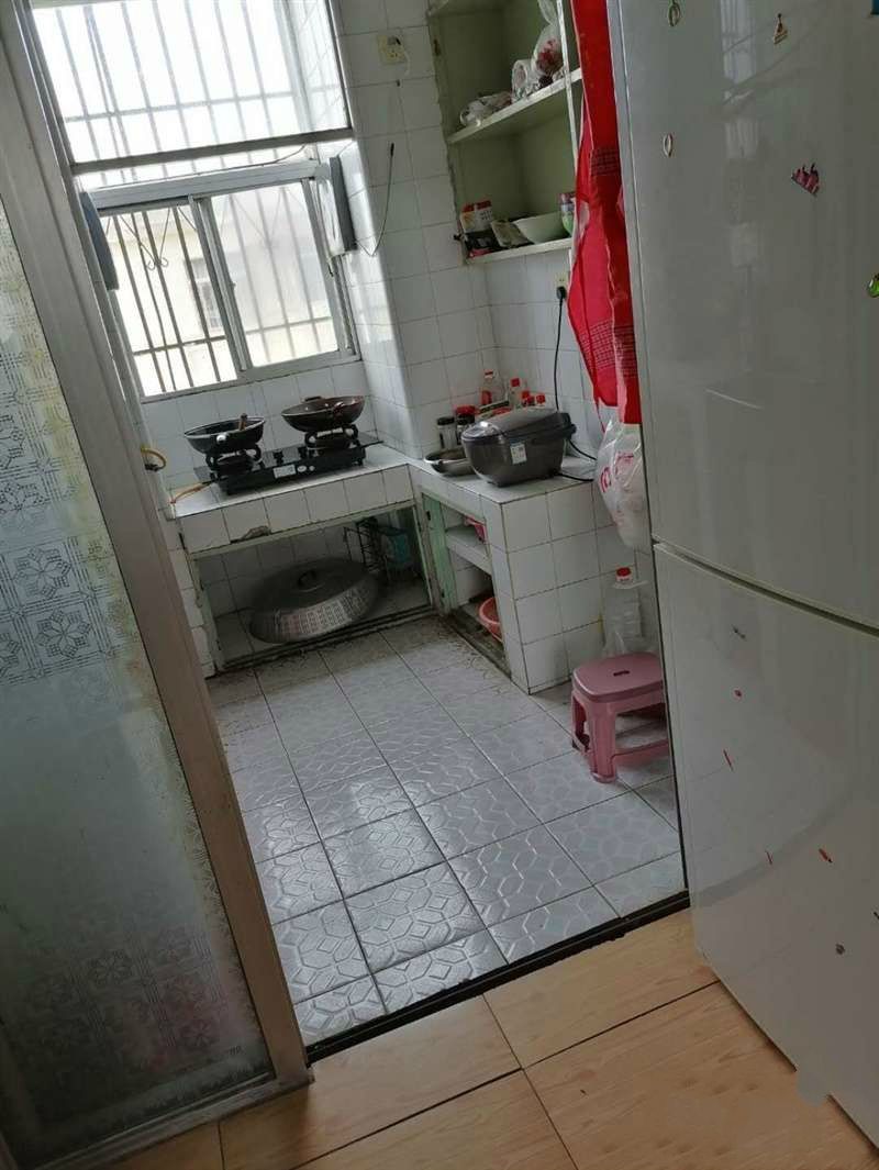 厨房